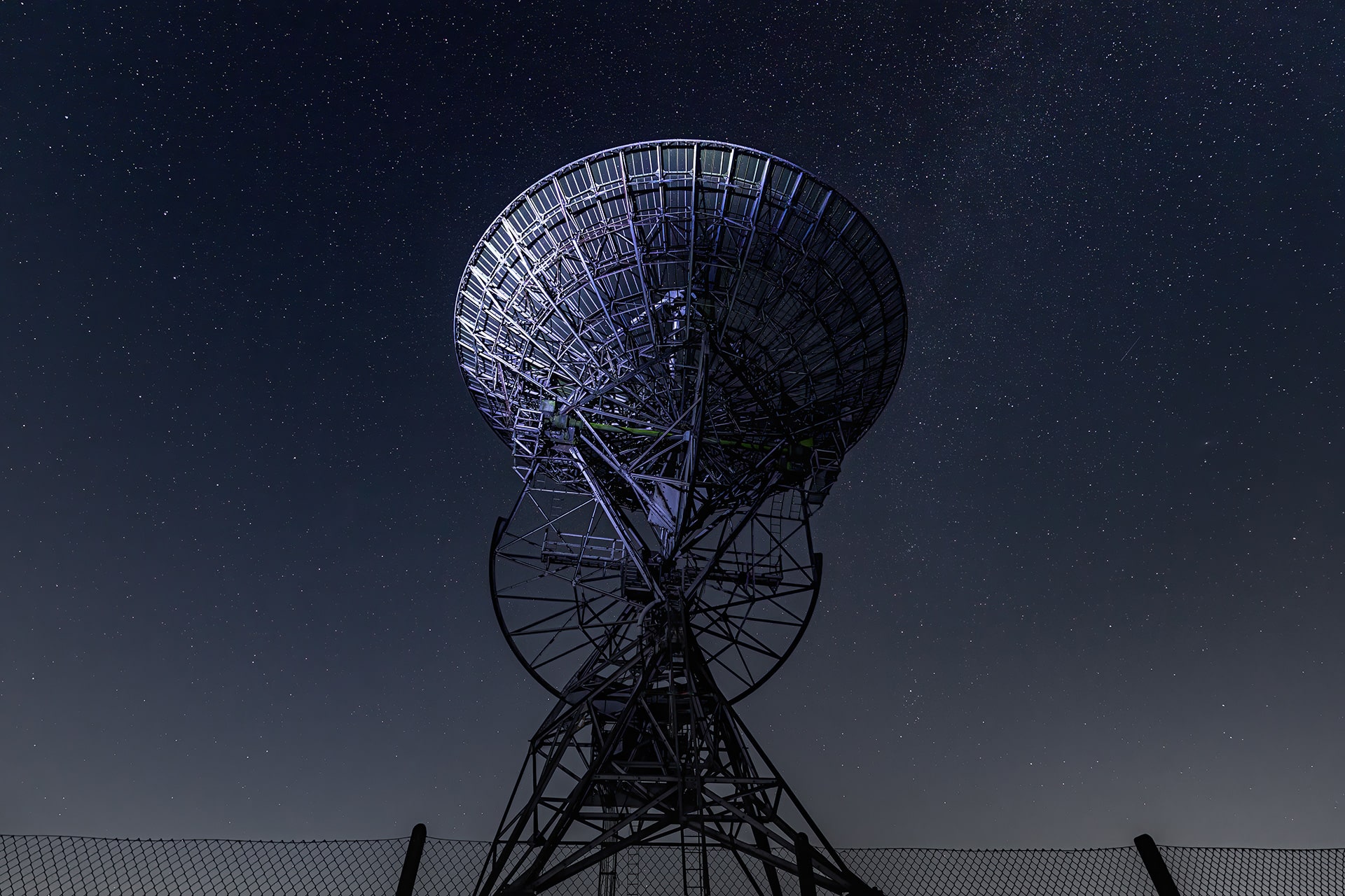 Radio telescope